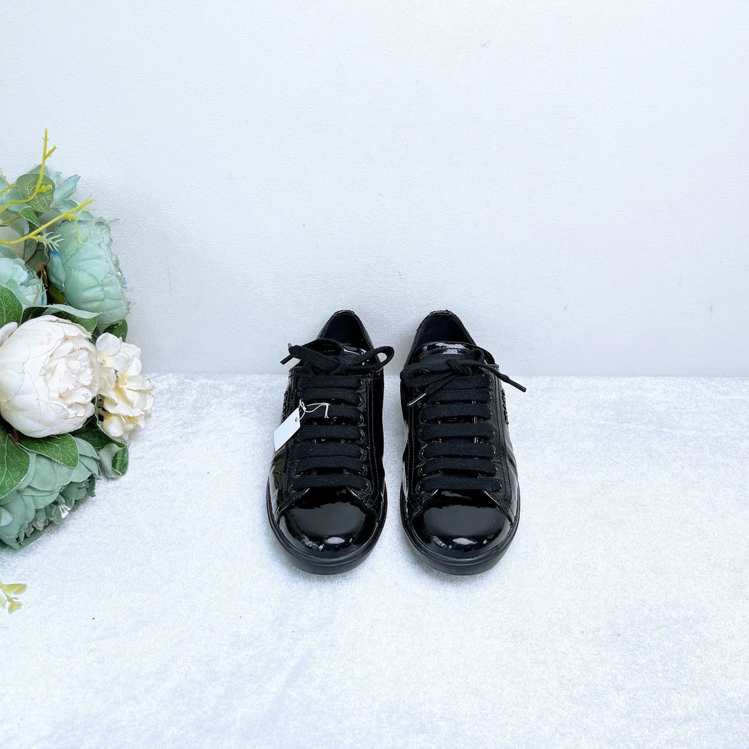 95新 Prada/普拉达 板鞋/35.5码/成色/Xsps8374