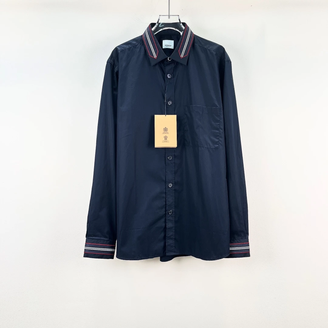 全新未使用 BURBERRY/博柏利 衬衫/42码/Xsp16131