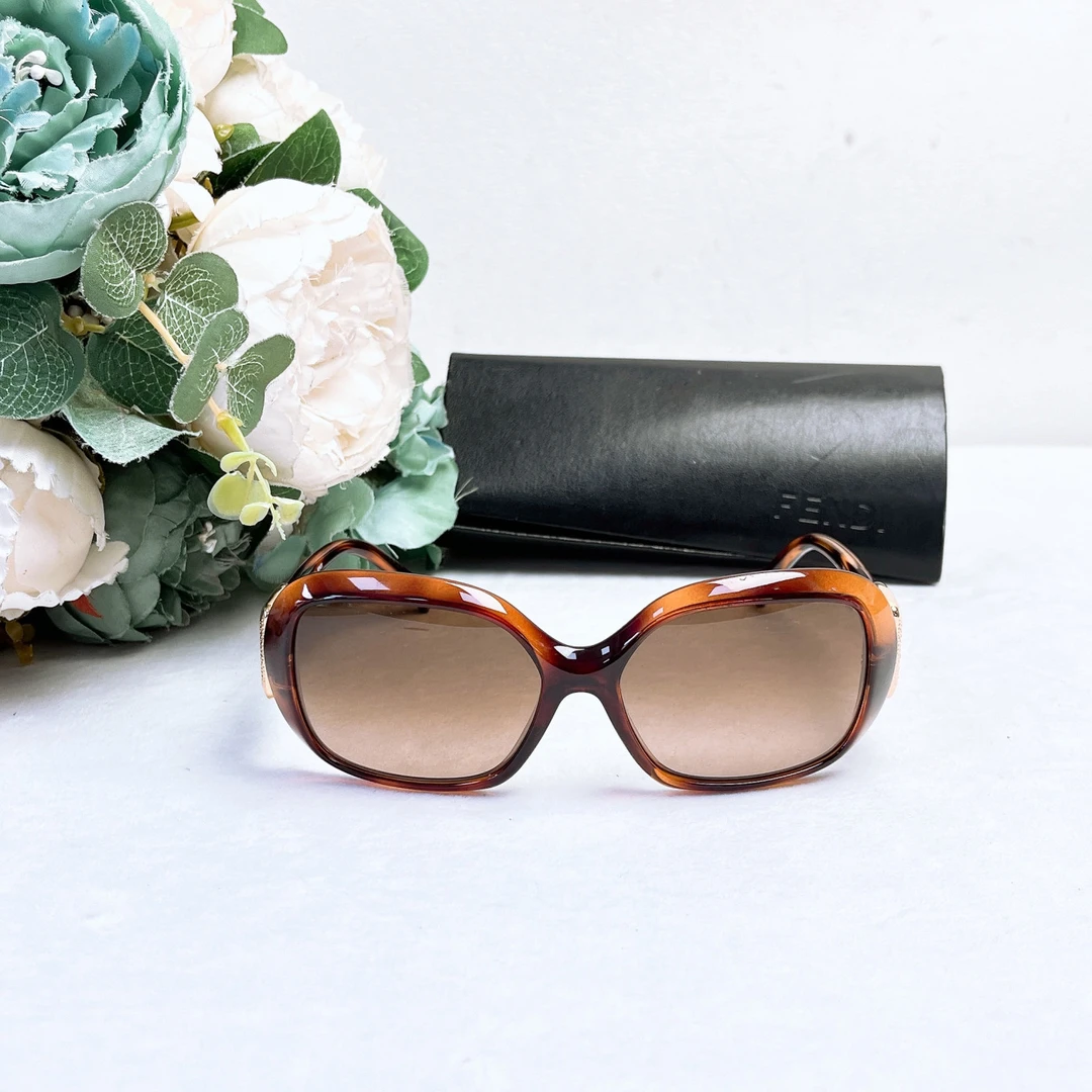 99新 FENDI/芬迪 墨镜 /码/成色98/XspA2159