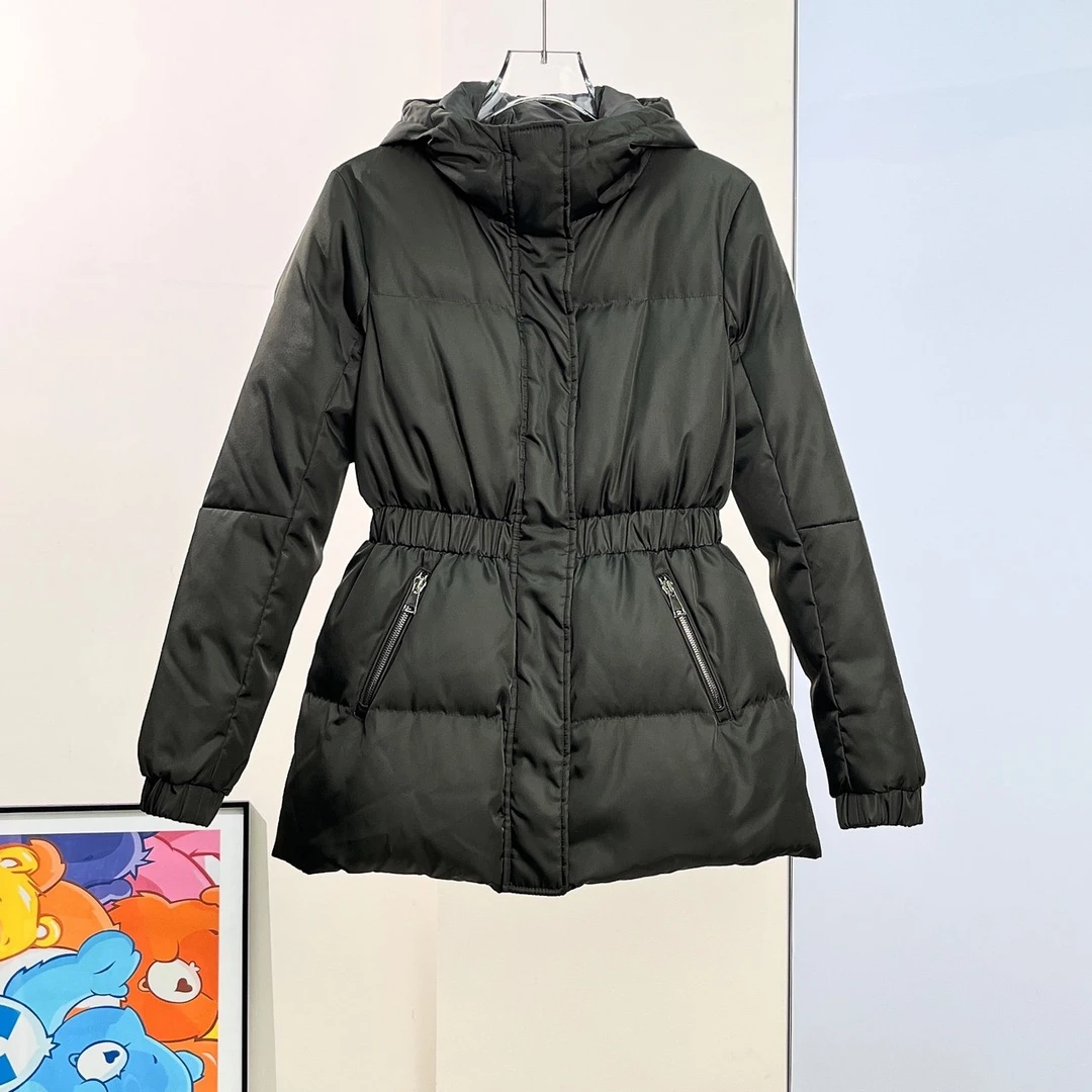 99新 MONCLER 羽绒服/00码/成色99/Xsp23861