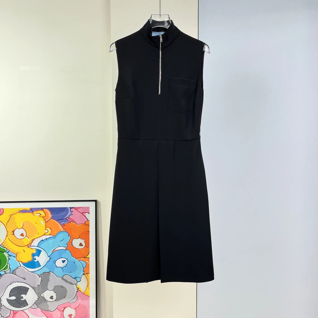 95新 Prada/普拉达 连衣裙/38码/成色95/Xsp27008