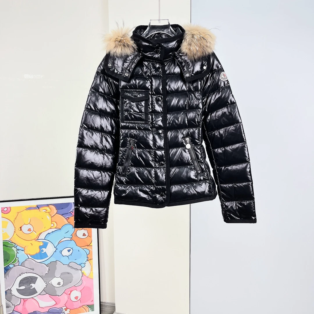 95新 MONCLER 羽绒服/2码/成色95/Xsp28012