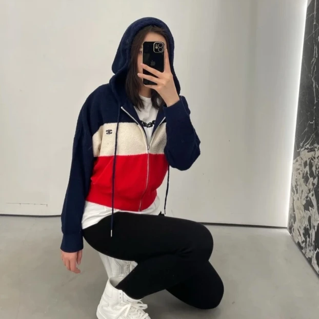 全新未使用 Celine/思琳 连帽外套 /S码/闲置/Xsps7033