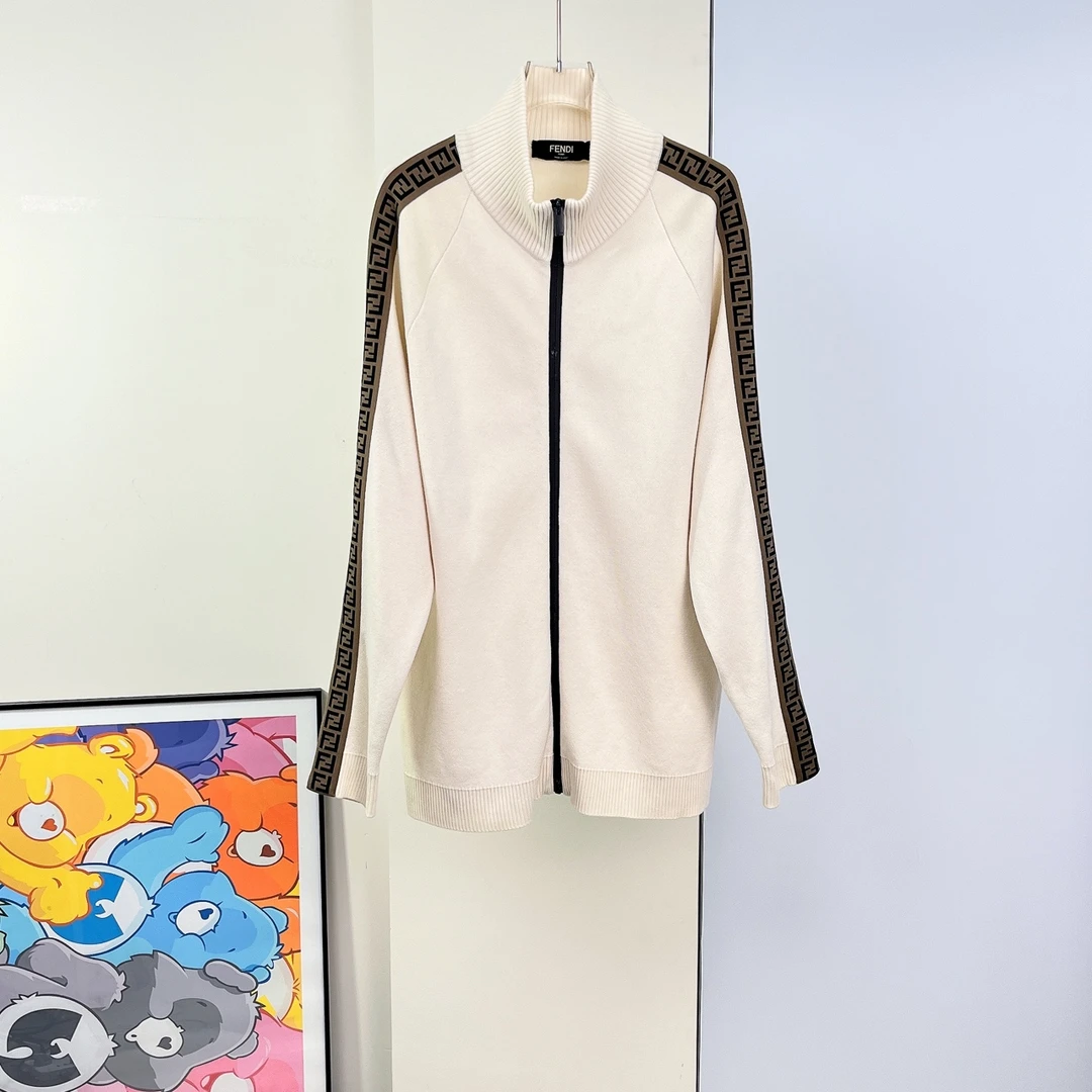 95新 FENDI/芬迪 针织拉链外套/52码/成色95/Xspr2329