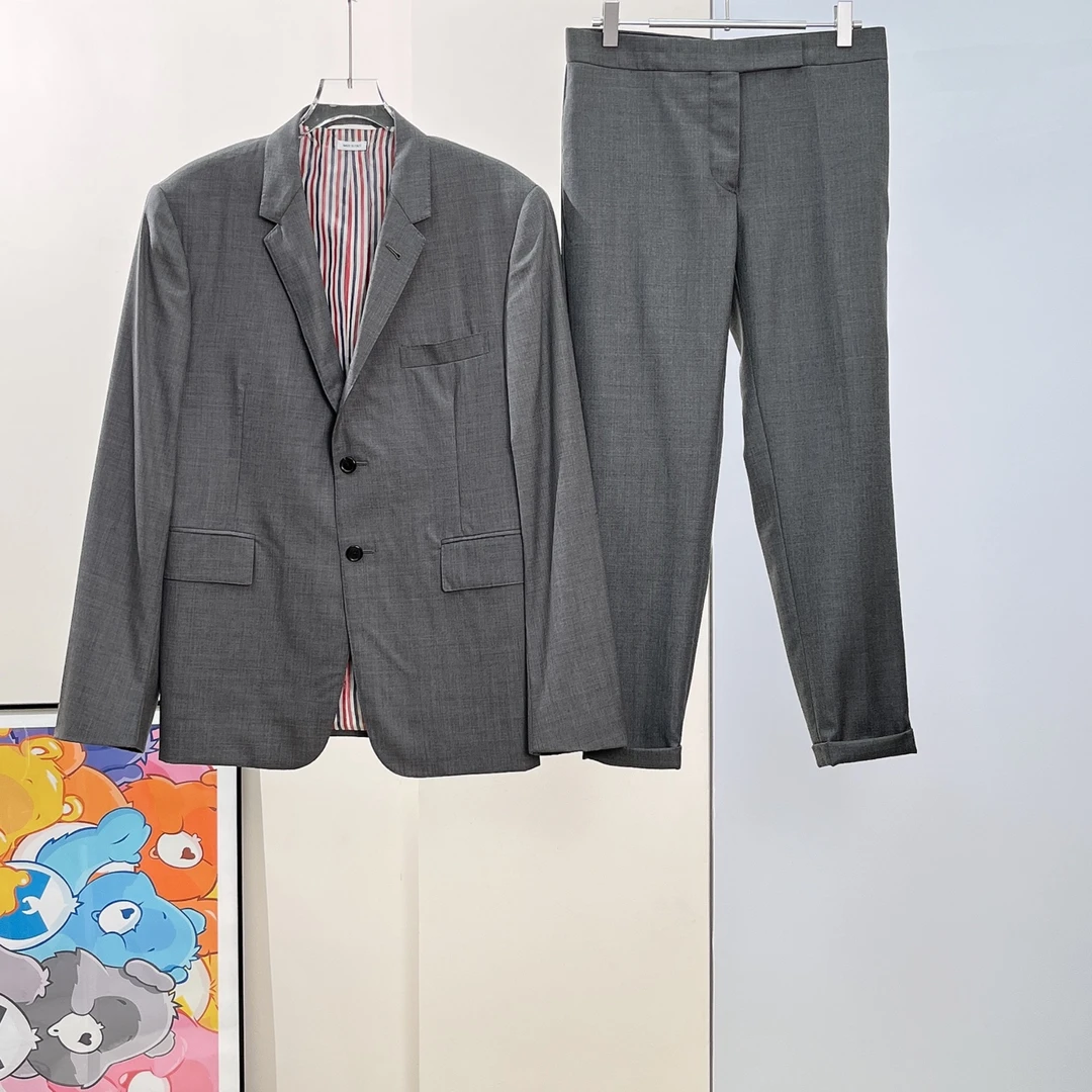 95新 THOMBROWNE 套装/3码/成色/Xspz4844