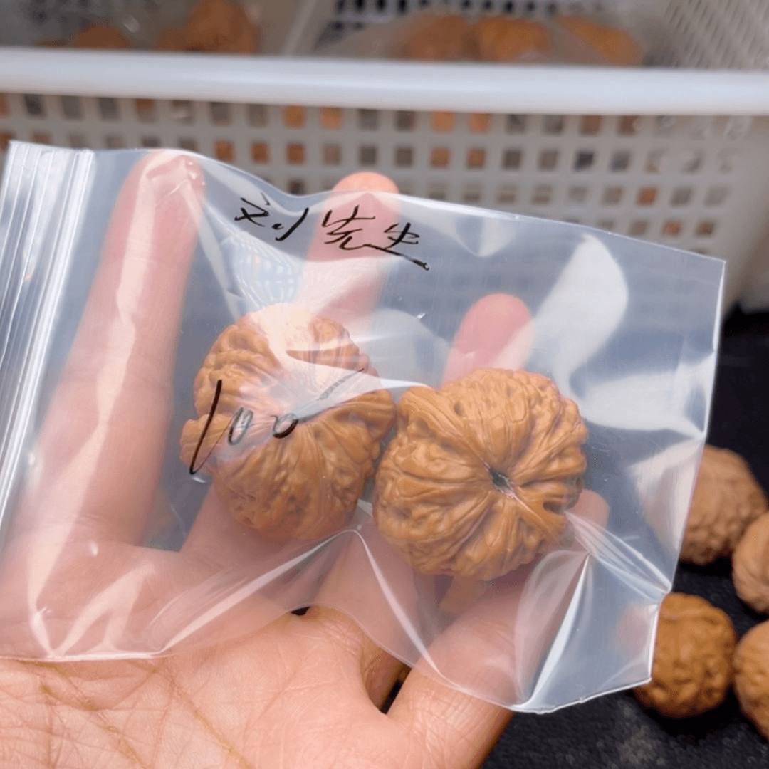 【闪购商品】文玩核桃吊坠一****生