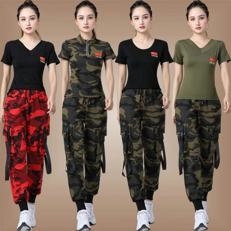 广场舞服装新款迷彩T恤女军绿色套装运动时尚工装裤水兵舞表演服