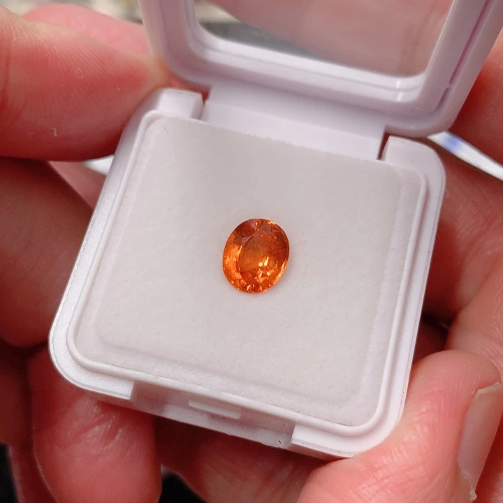 石榴石（芬达石）裸石未镶嵌