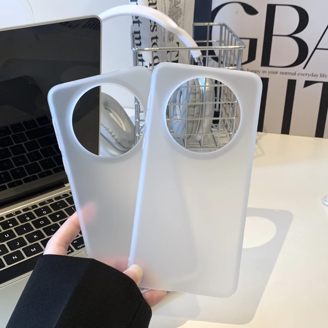 适用华为mate60pro新款肤感磨砂手机壳简约保护套半透明防摔全包