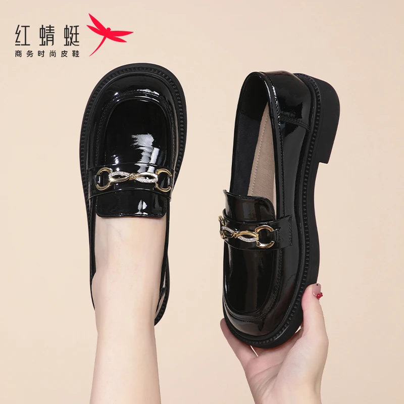 红蜻蜓漆皮乐福鞋2025秋季新款真皮时尚百搭单鞋英伦风亮面小皮鞋
