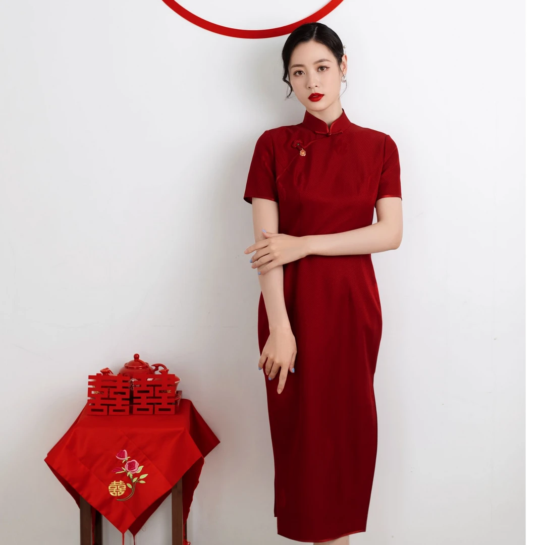 姀中式新娘订婚敬酒回门修身显瘦气质红色真丝提花旗袍