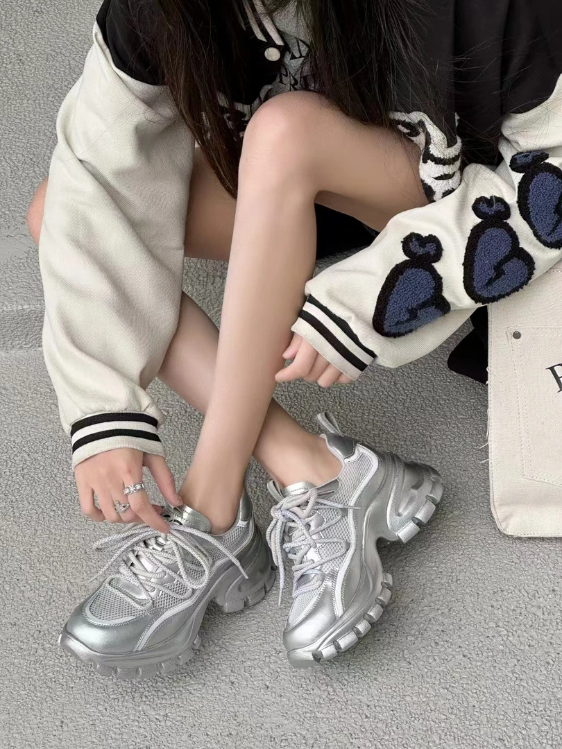 0620-136   时尚百搭气质休闲女鞋   LBR    42021