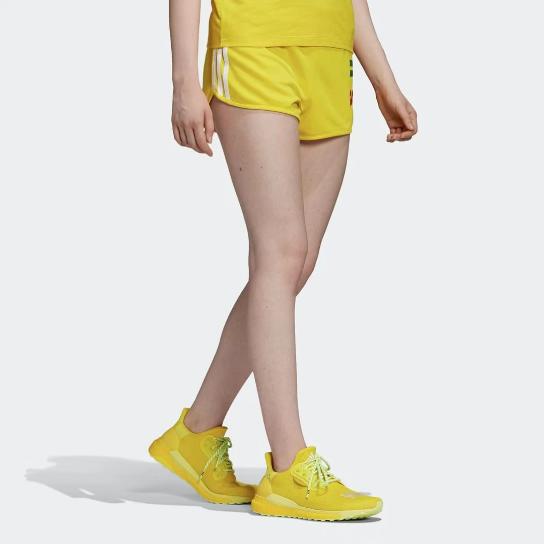 adidas三叶草 运动休闲短裤 女款 黄色