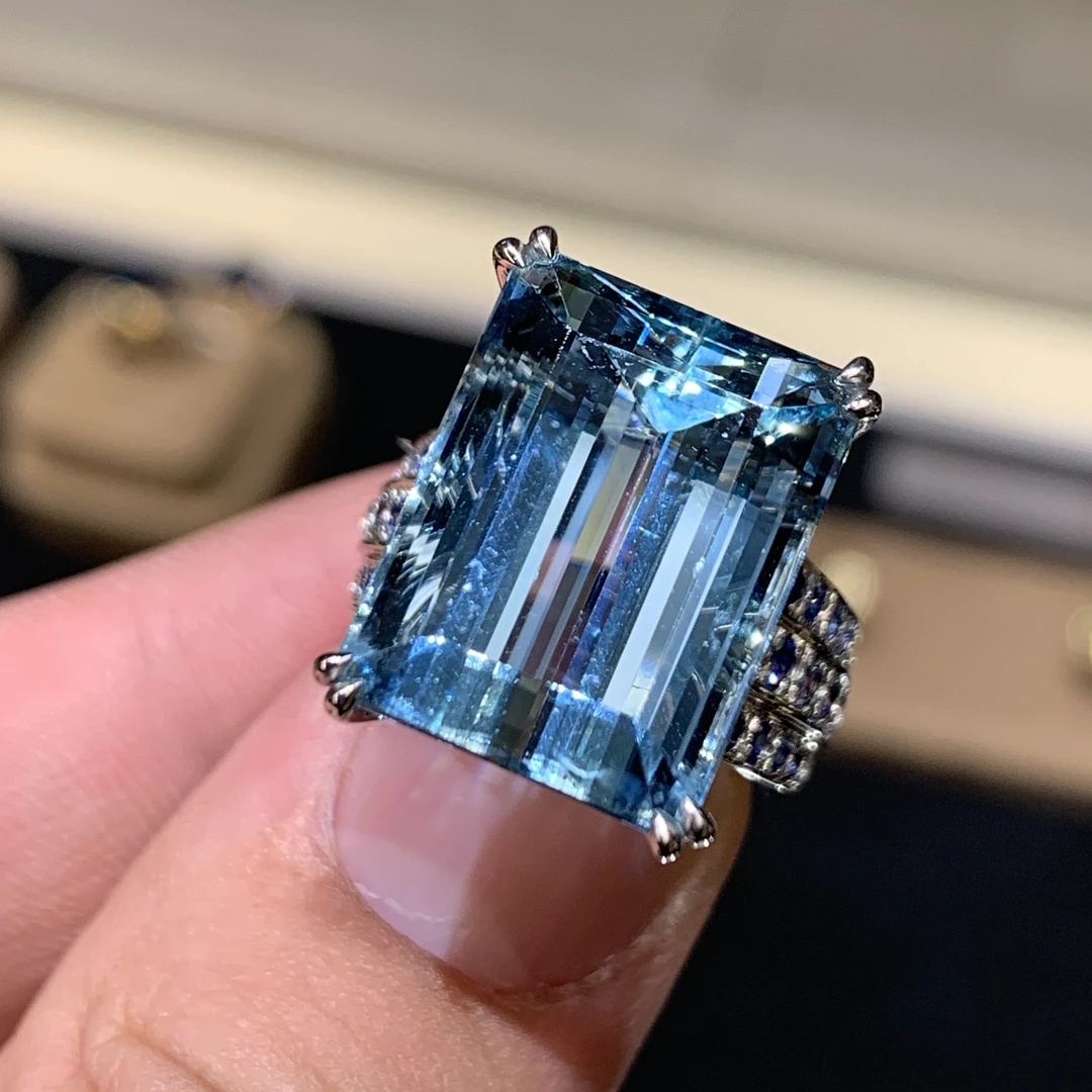 19.91ct圣玛利亚色海蓝宝戒指