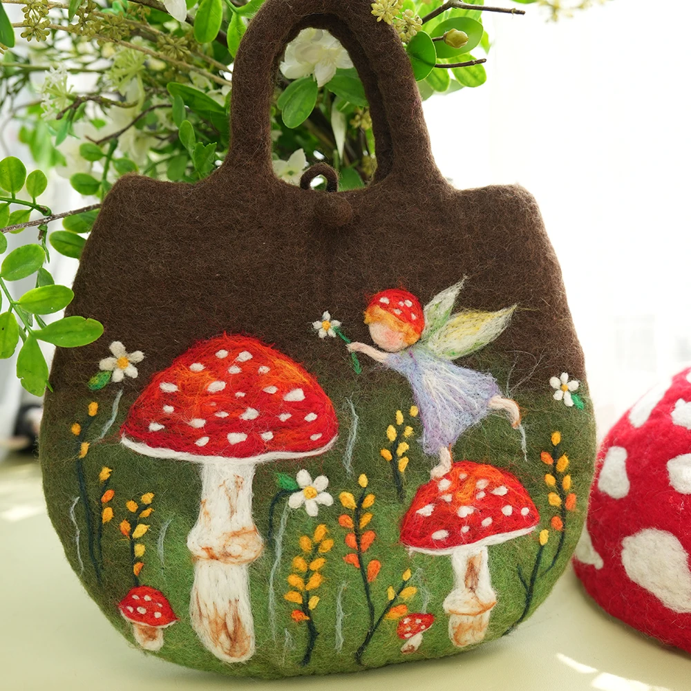 手工毛毡原创可爱蘑菇精灵手提包手复古优雅女包手提包包