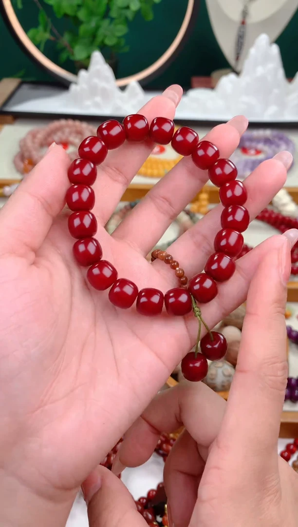 【闪购商品】白玉菩提吊坠樱桃红单圈