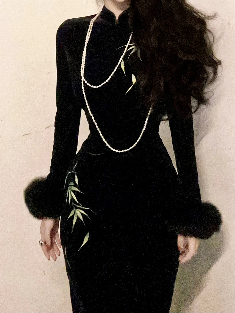 LHMknk1画报夫人原创自制新中式高级绣花旗袍丝绒连衣裙 拂为玉竹