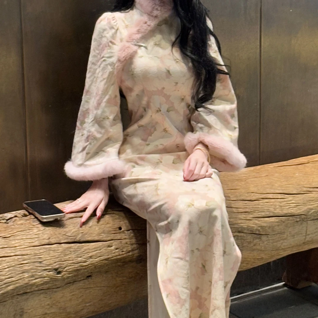 LHMknk1画报夫人原创自制新中式国风温柔蕾丝金线旗袍粉白佳人