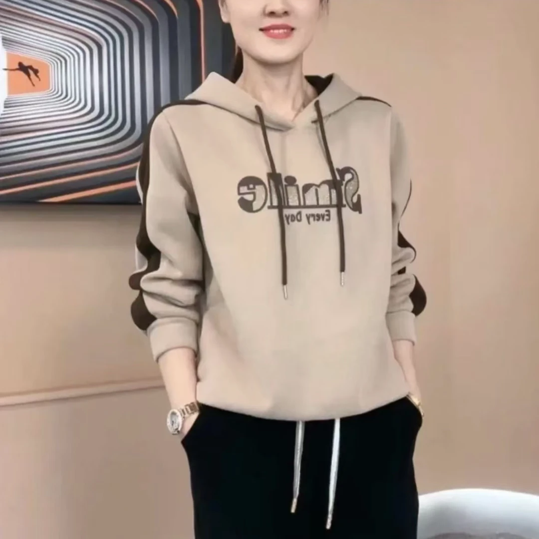 24年新款秋冬季高品质带帽女士卫衣爆款时尚长袖打底衫绒衣  3