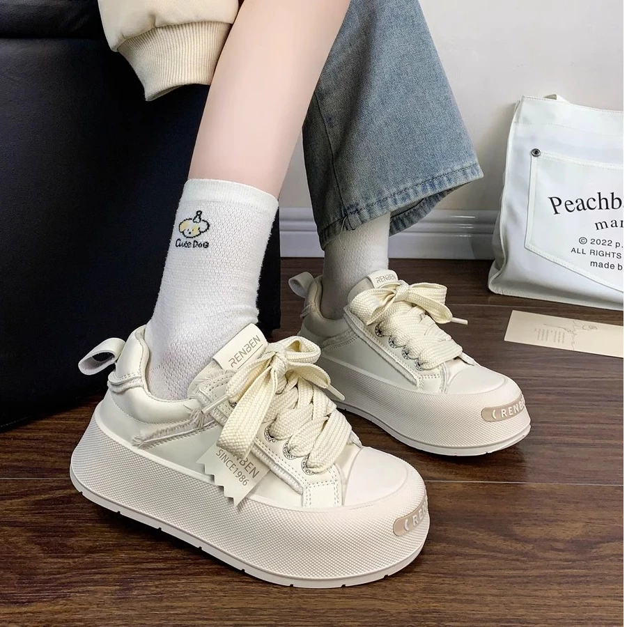 人本女鞋开口笑小白鞋女厚底2025新款秋季百搭板鞋小众原创休闲鞋