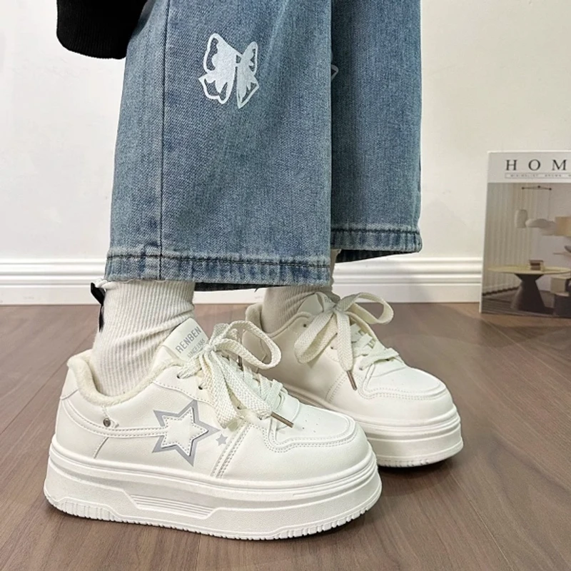人本星星加绒板鞋女厚底小白鞋冬季新款原创小众百搭chic二棉板鞋