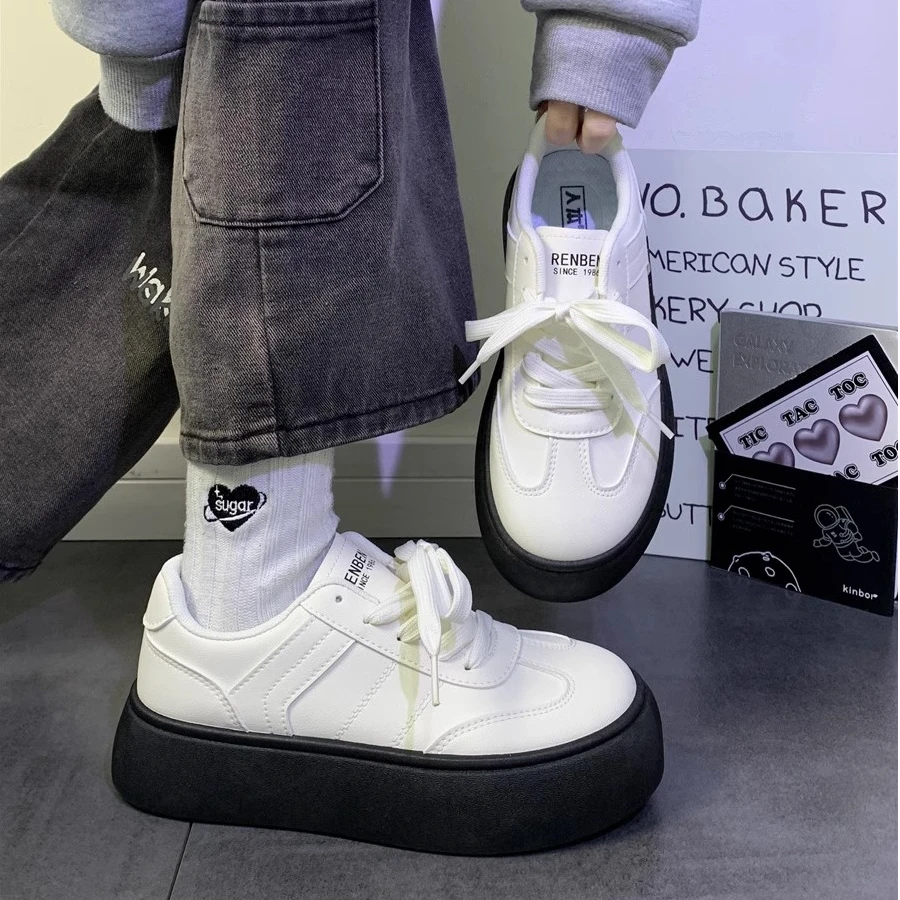 人本厚底板鞋女2025新款爆款女鞋休闲百搭学生原创小众小白鞋