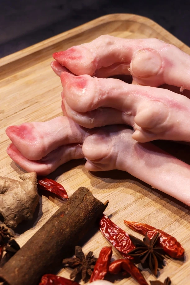 新鲜羊蹄，山羊蹄，适合炖汤红烧椒盐