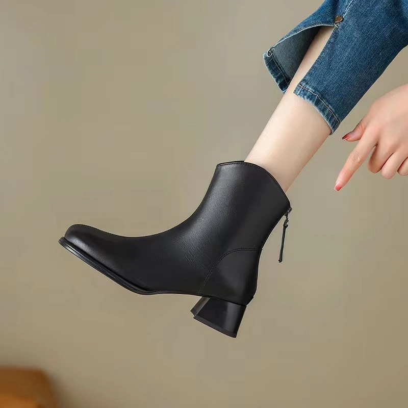 粗跟羊皮短靴女真皮韩版后拉链中筒靴圆头中跟靴子女百搭时装单靴
