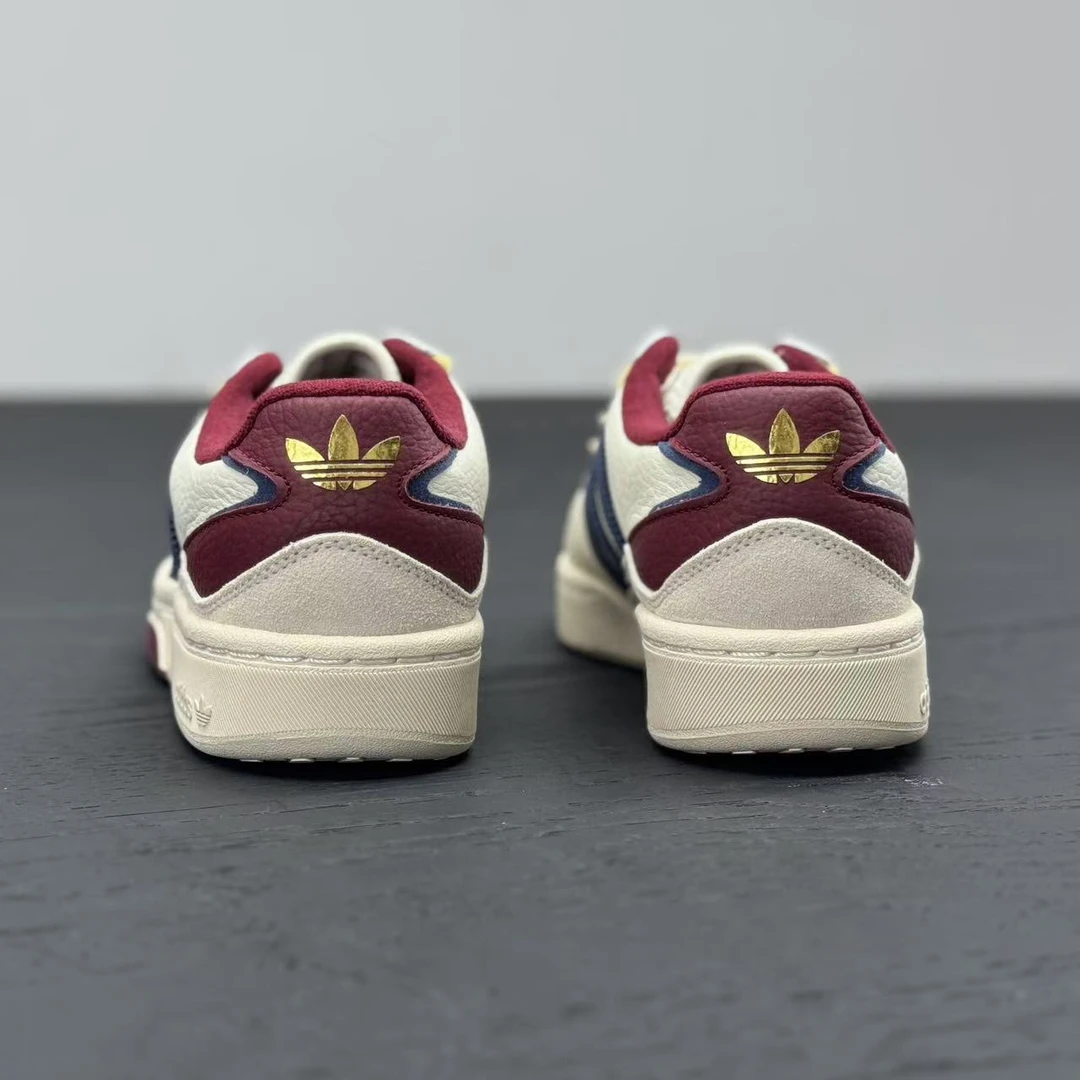 Adidas/阿迪达斯男子潮流秋冬季经典轻便低帮休闲运动板鞋ID0560