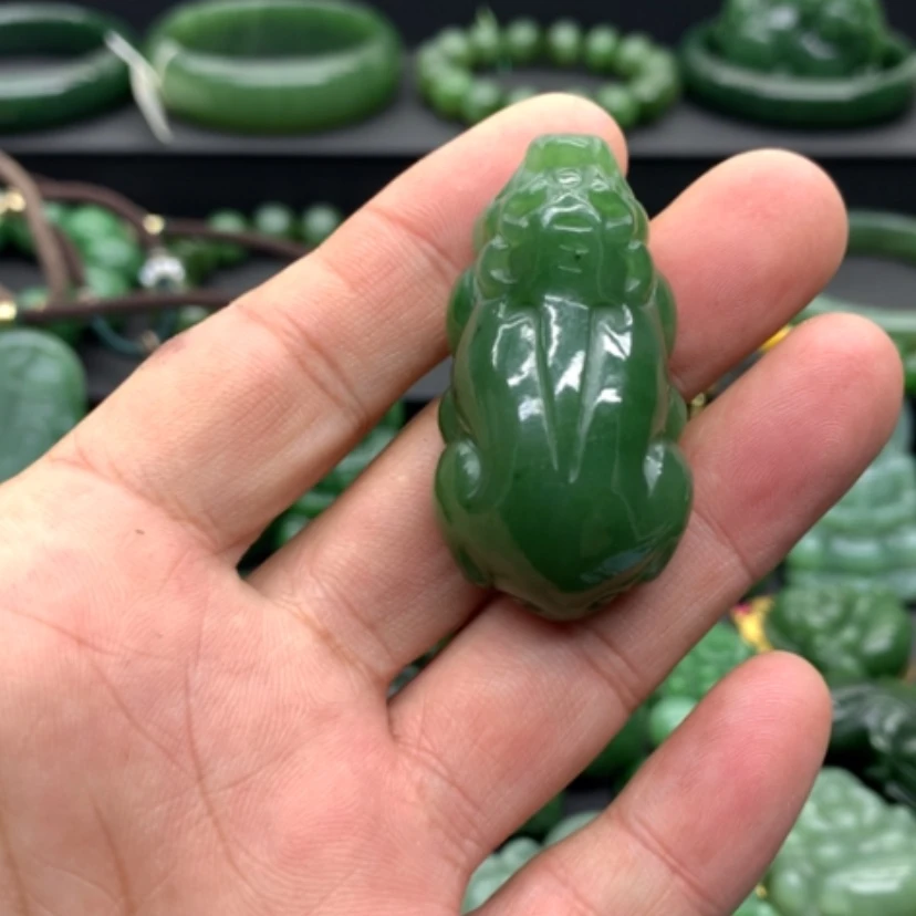 【闪购商品】和田玉（碧玉）颈饰未镶嵌不****生