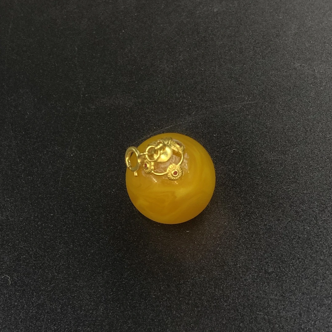 满蜜鸡油黄单珠吊坠*WZG10895