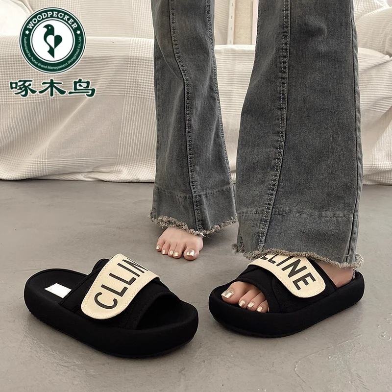 啄木鸟超火绝美厚底凉拖女夏外穿时尚2025新款外出法式平底拖鞋子