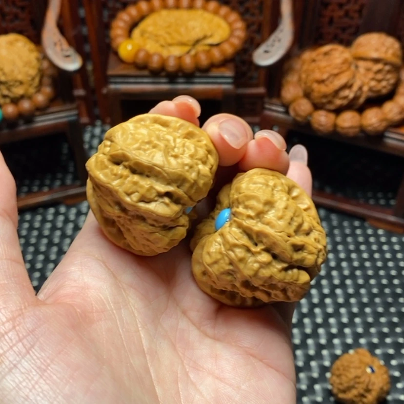 【闪购商品】文玩核桃吊坠睡*汉