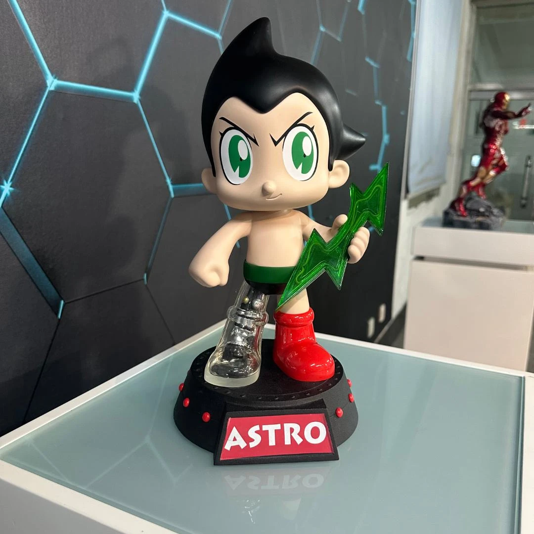 闪电阿童木树脂手办