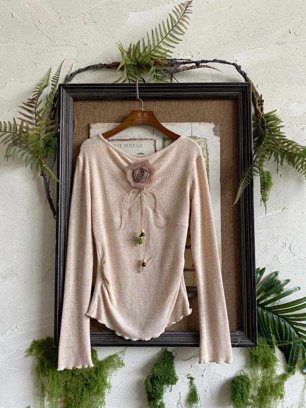 编号D199 花衣部落春季立体花朵V领长袖打底衫设计感褶皱修身上衣