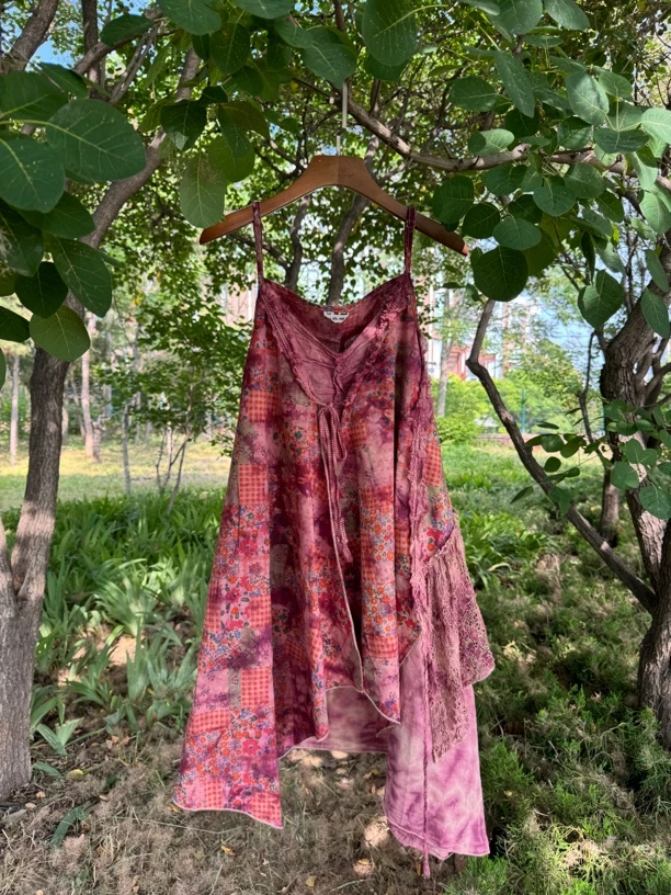 编号B392 花衣部落夏季复古不规则蕾丝拼接扎染吊带裙