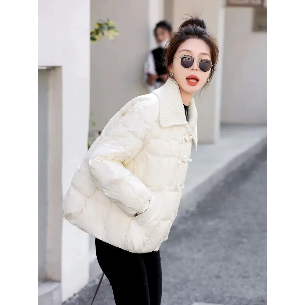 轻薄白鸭绒羽绒衣服女款2023年冬新款针织大翻领盘领时尚保暖