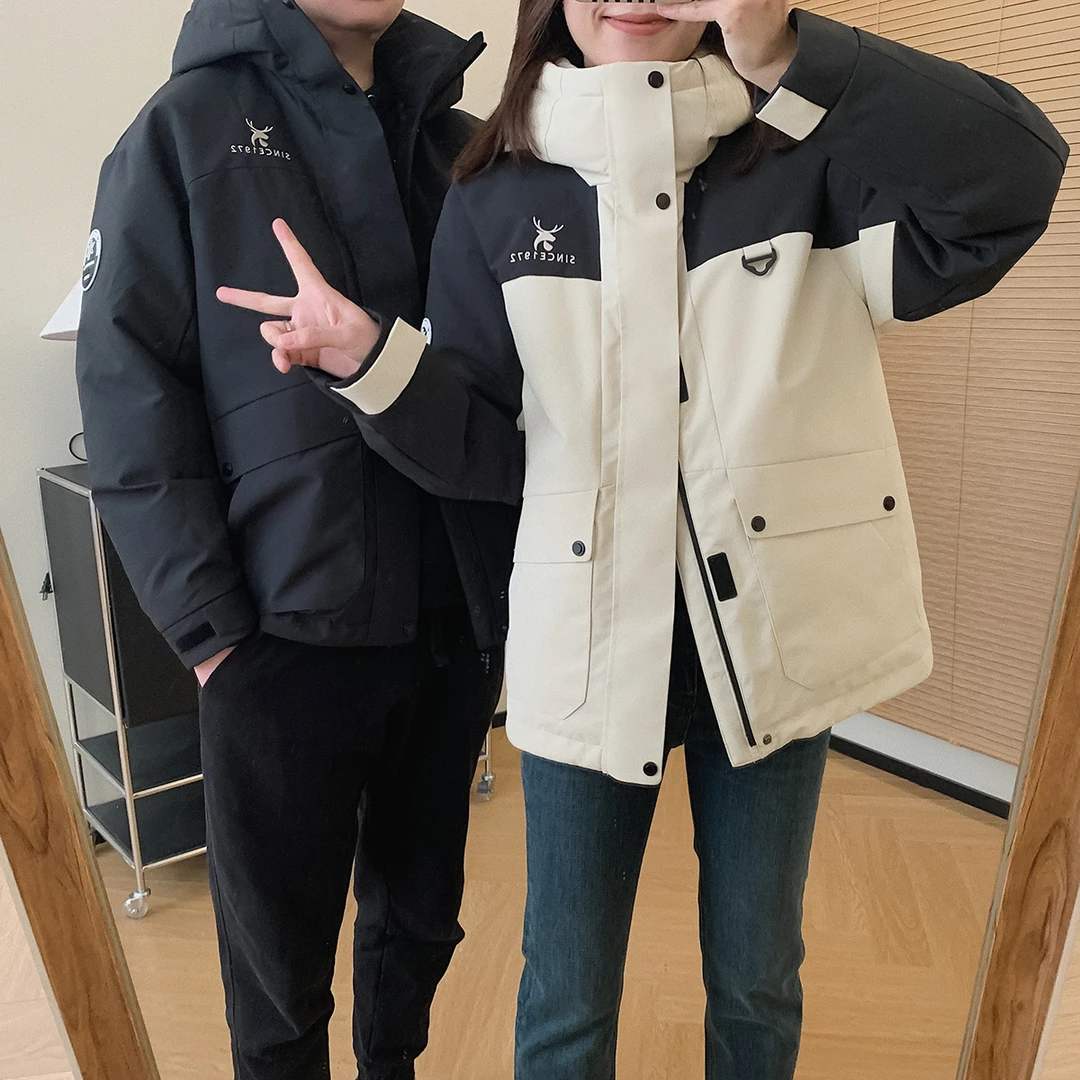 大叮自制 清仓！轻户外90白鸭绒显瘦连帽情侣羽绒服 S4634