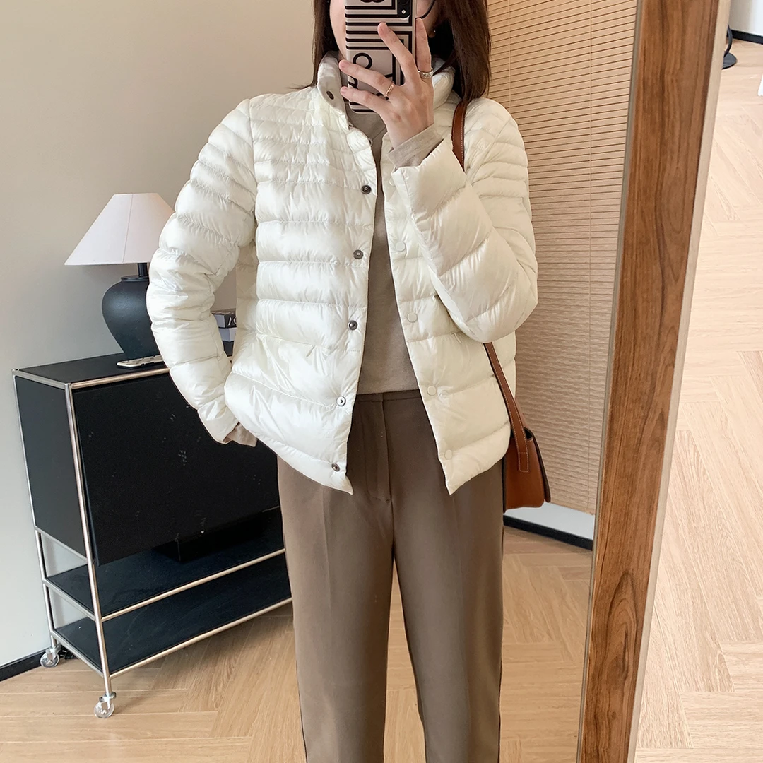 大叮自制 清仓！90新国标白鸭绒立领绗缝轻薄羽绒服 S4474