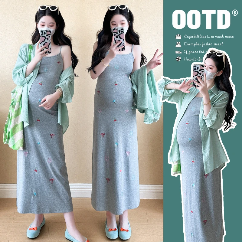 2024秋季新款孕妇装高级时尚甜美法式吊带两件套休闲显瘦连衣裙