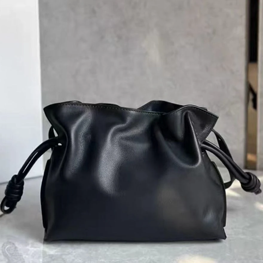 XKY-3603-黑色 新款时尚休闲头层皮轻奢百搭小众女包