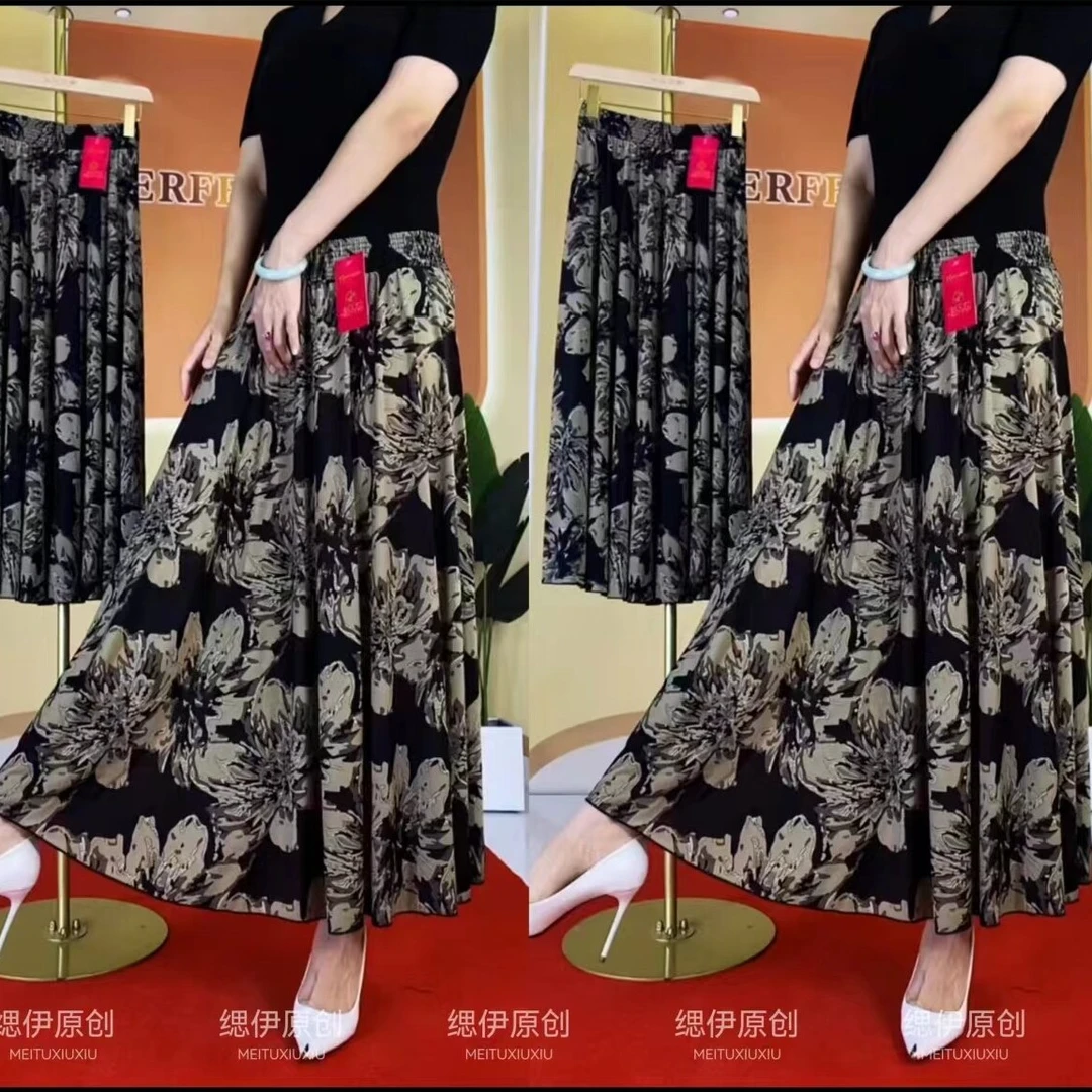 2025夏季爆款冰丝碎花中老年宽松妈妈装女装裙子长款贵夫人女装