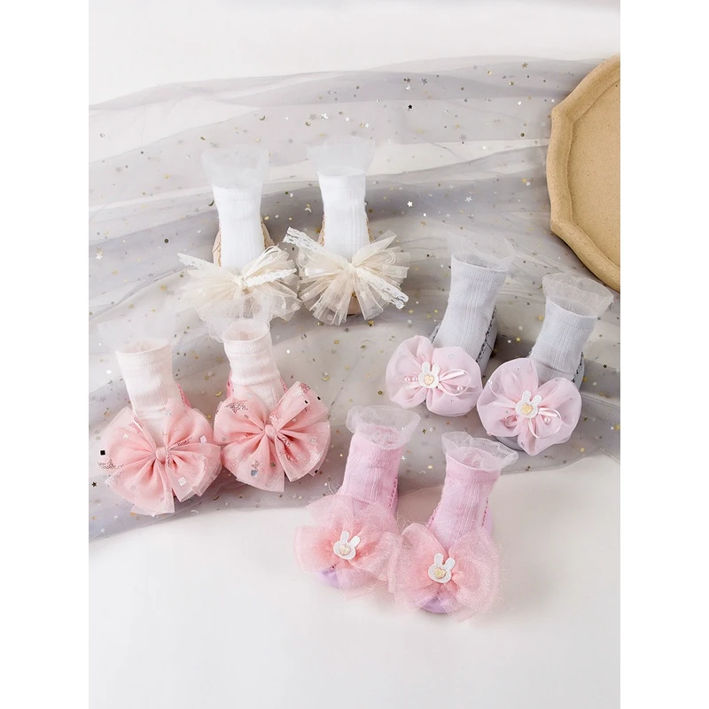 婴儿地板鞋袜中筒宝宝春秋花边公主袜子周岁蝴蝶结礼盒防滑地板袜