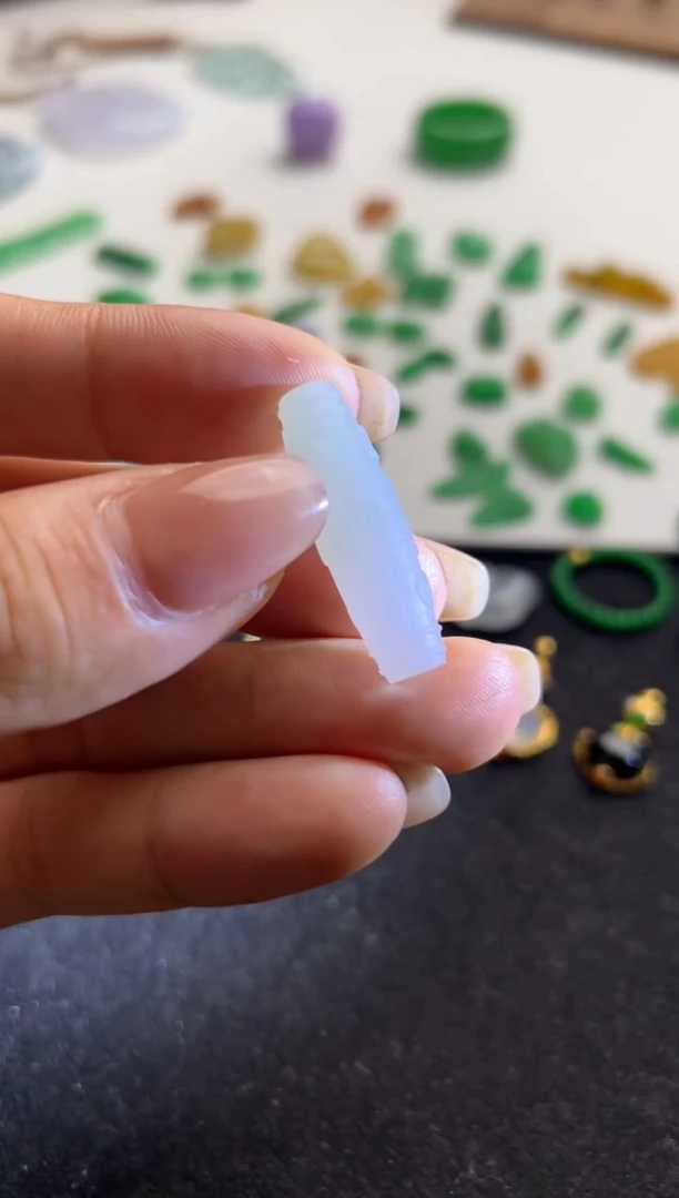 【闪购商品】定制翡翠未镶嵌桶珠680+68