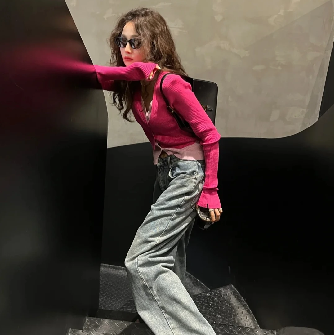 2025秋冬新款时尚针织长袖上衣气质显瘦设计感洋气百搭休闲上衣女