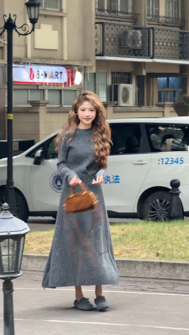 法式慵懒风高级显瘦毛衣休闲套装女秋冬2024新款高腰半身裙两件套