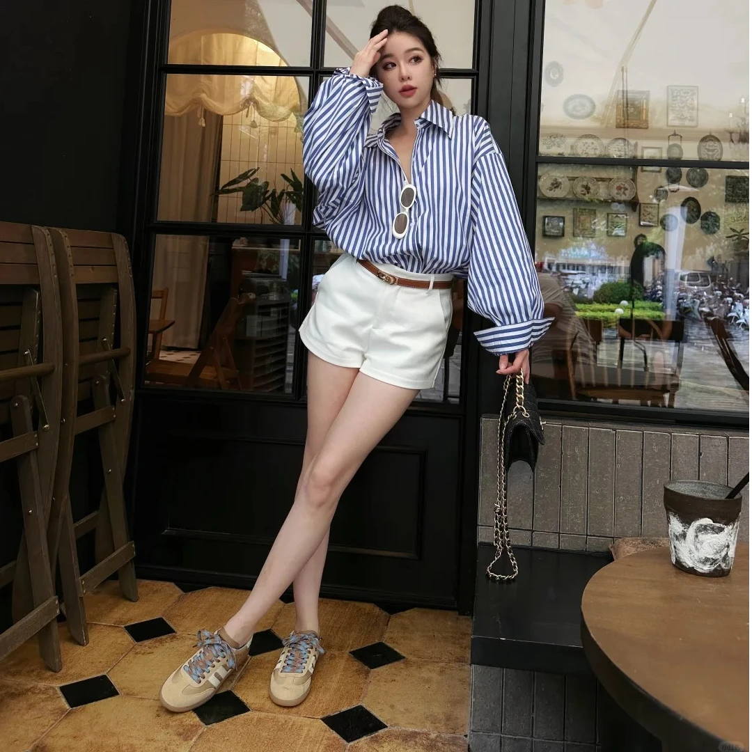 竖条纹蓝色衬衫女2025春春季新款设计感小众宽松衬衣POLO领上衣潮