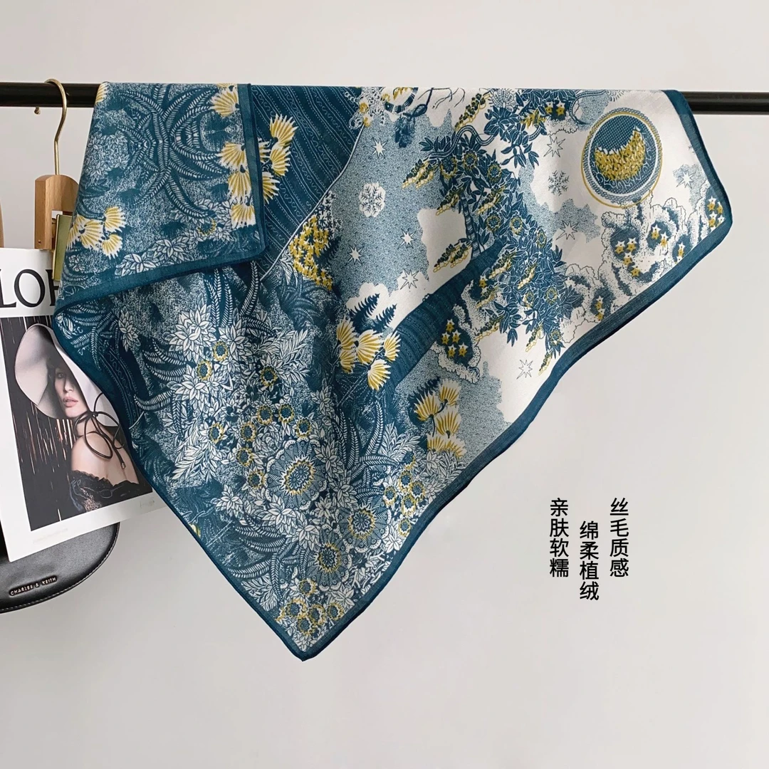 新款装饰人字纹方巾围巾女韩版时尚棉麻手感气质丝巾百搭护颈微博