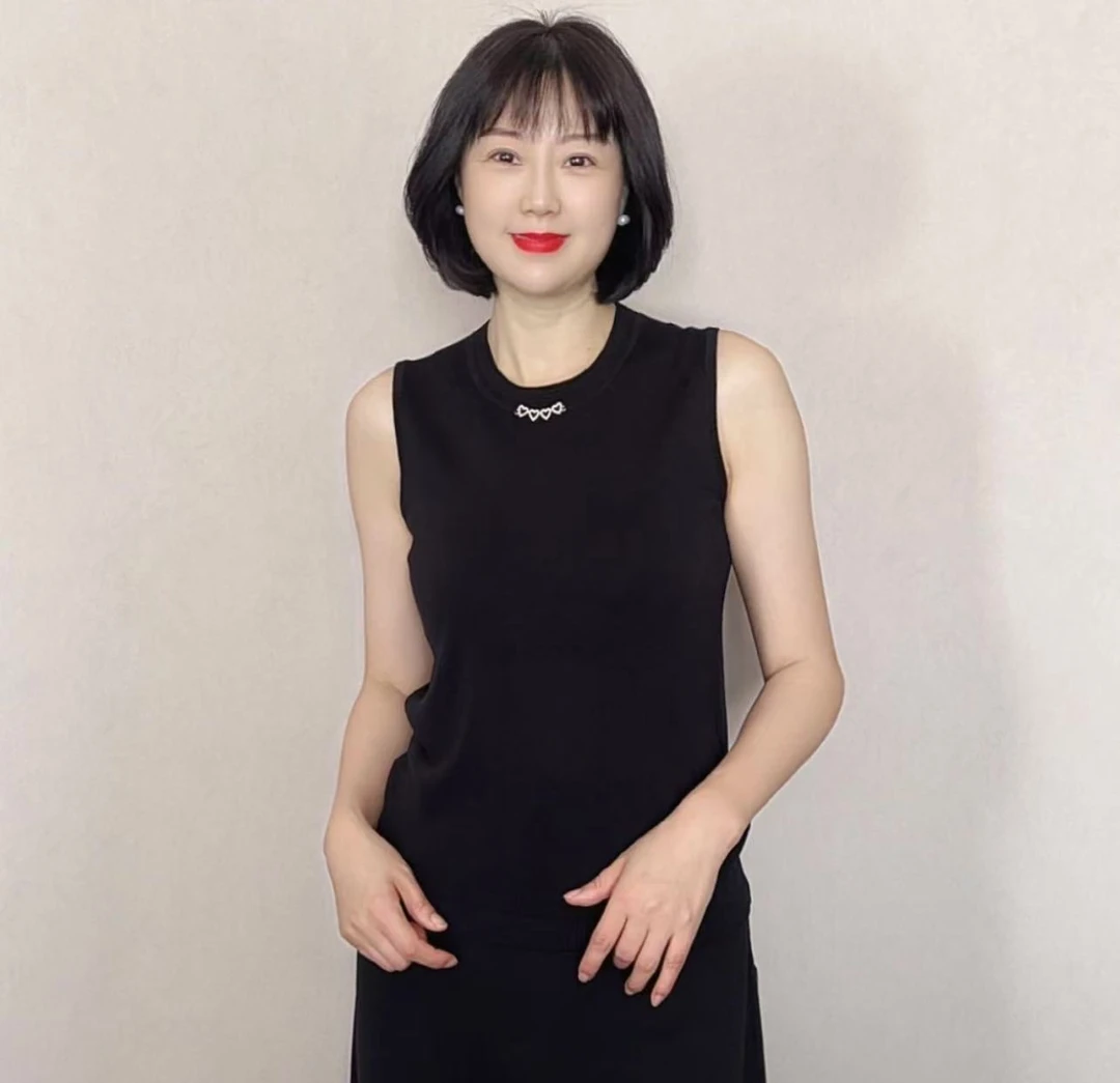 2024秋季新款天丝上衣款号210