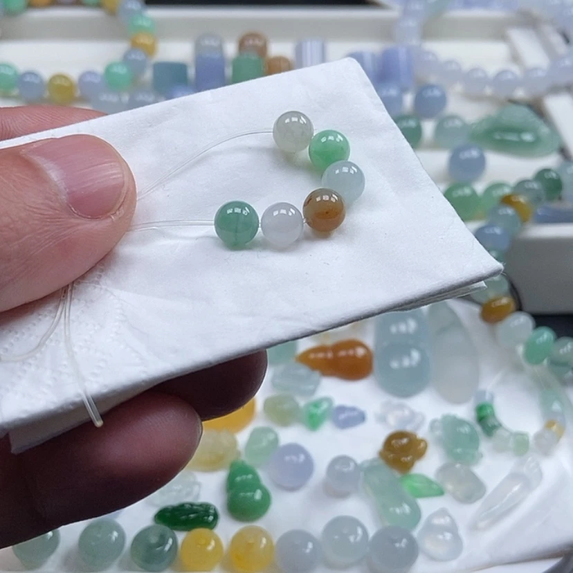 【闪购商品】翡翠手链未镶嵌叫***姐